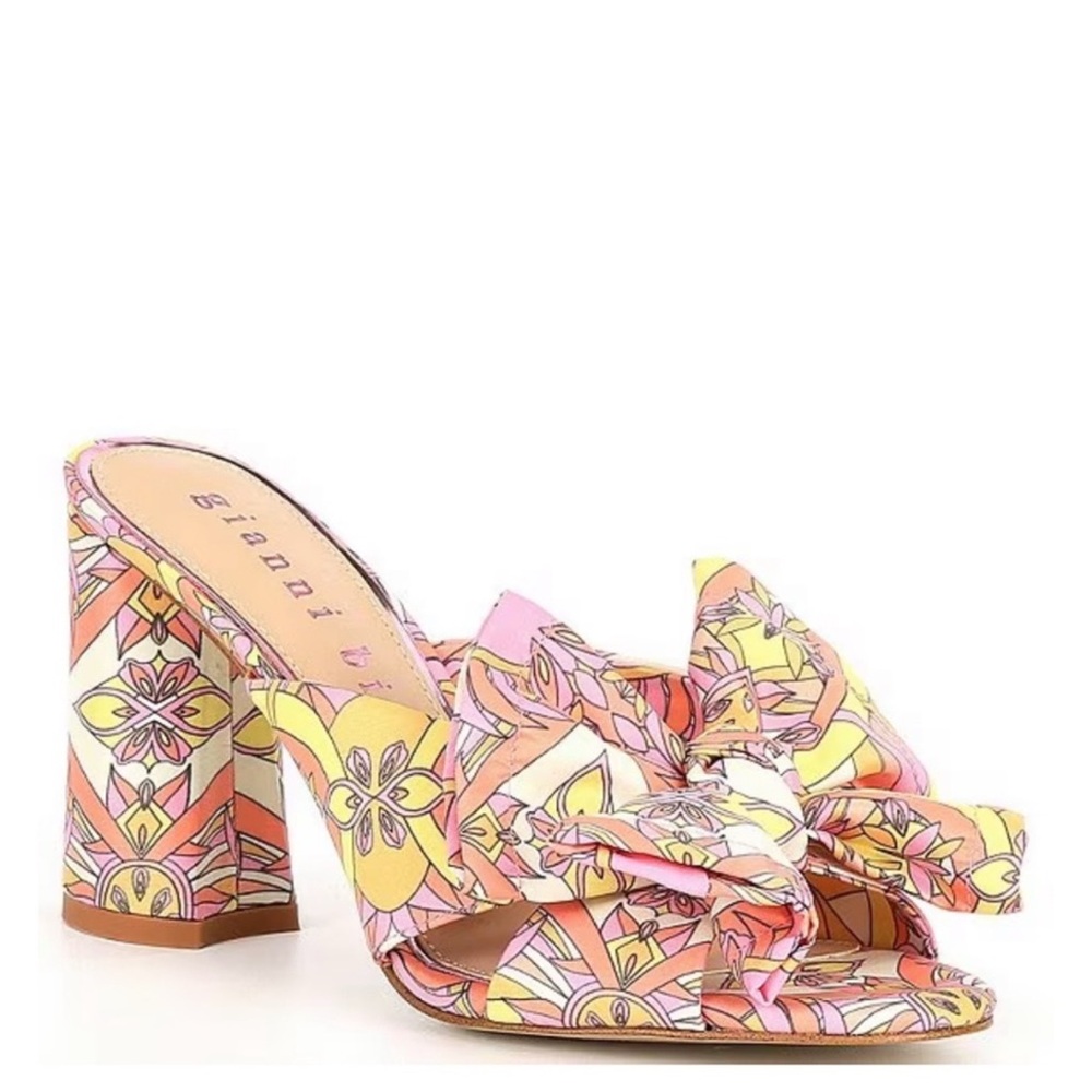 Gianni Bini Keily Retro Printed Satin Bow Block
Heel Sandals